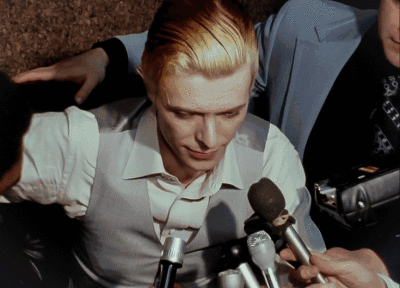 日韩撕漫男审美大pk：冷艳美少年VS荷尔蒙爆棚帅大叔休闲区蓝鸢梦想 - Www.slyday.coM