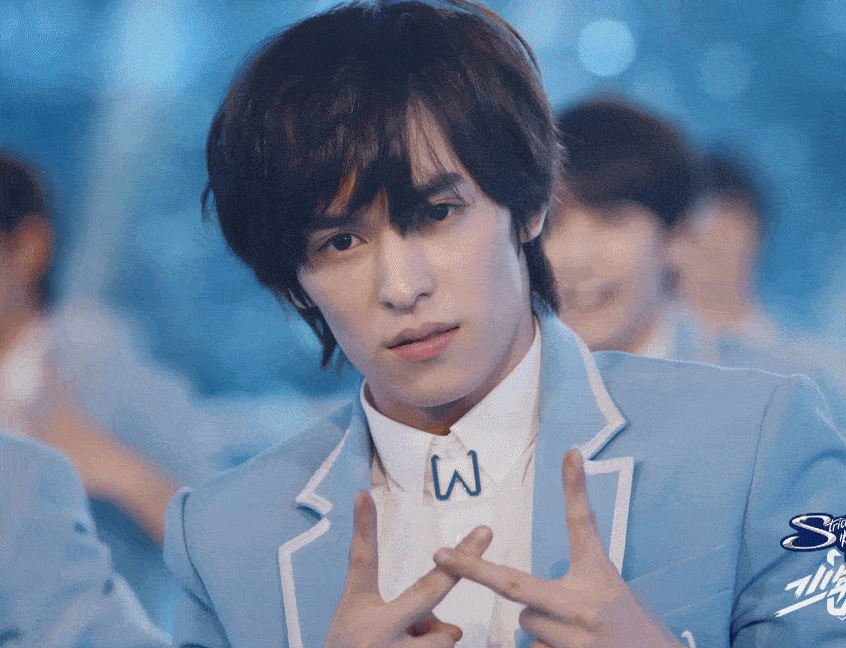 舞台endingpose部分少年: 徐振轩,杨超文,陈鑫海,胡文煊,李希侃_高清