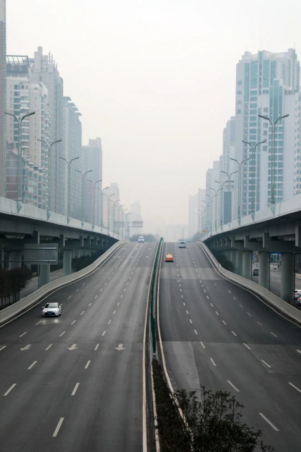 记者直击西安封闭式管理首日：街道空旷，物资有保障，核酸筛查紧张进行！休闲区蓝鸢梦想 - Www.slyday.coM