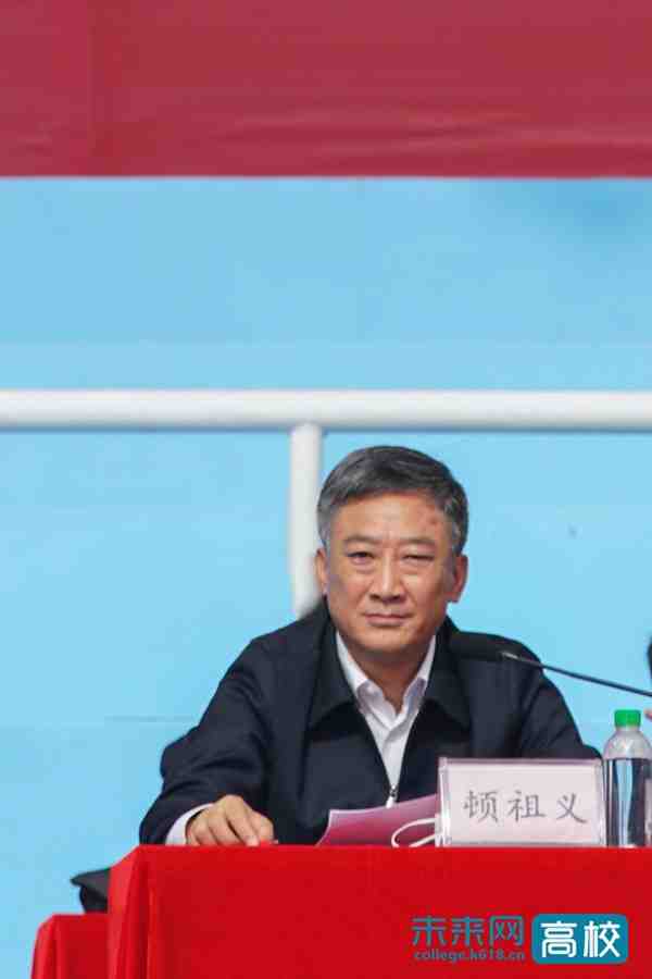 湖北民族大学2022级新生开学典礼举行休闲区蓝鸢梦想 - Www.slyday.coM 湖北民族大学2022级新生开学典礼举行休闲区蓝鸢梦想 - Www.slyday.coM