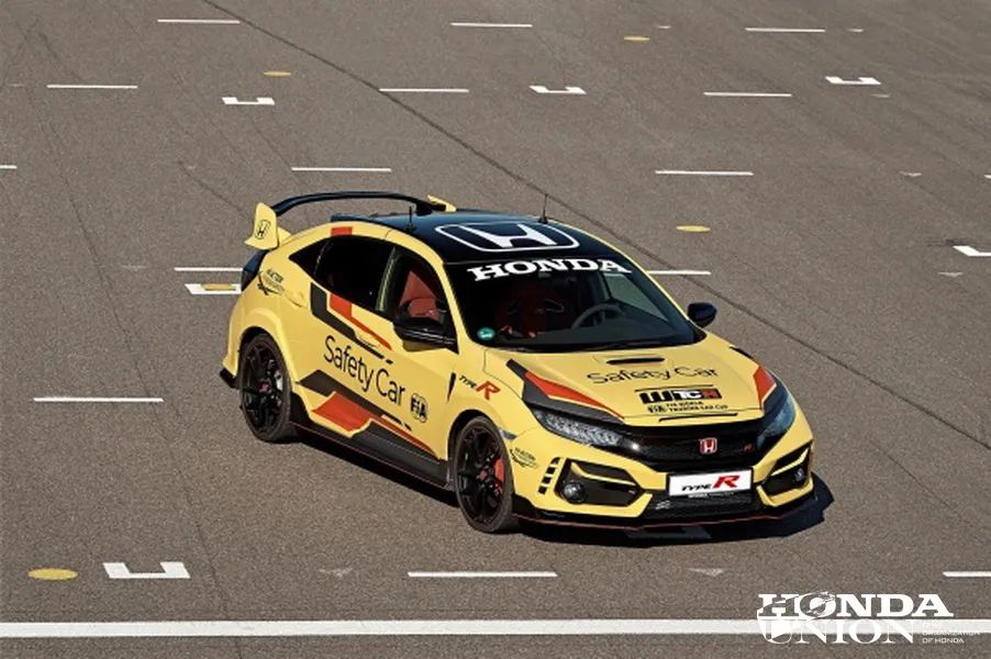 限量版思域type r成为wtcr的安全车