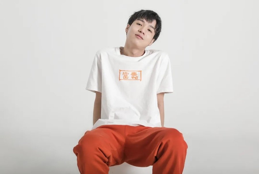 海南电竞小伙严君泽登上福布斯中国2020年30岁以下精英排行榜