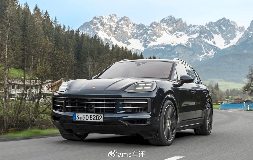 完美:新一代保时捷卡宴-新浪汽车