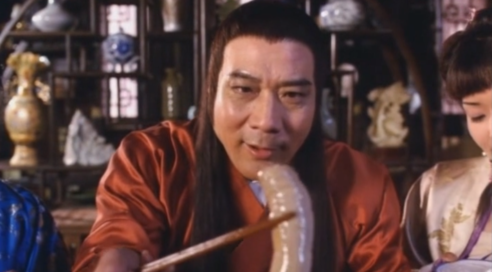 70年代红遍香港与古龙拼酒致其身亡徐少强的人生比电影还传奇