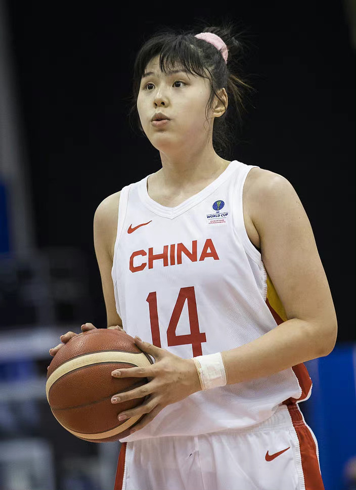 据《芝加哥太阳报》报道,李月汝的经纪人透露……__财经头条