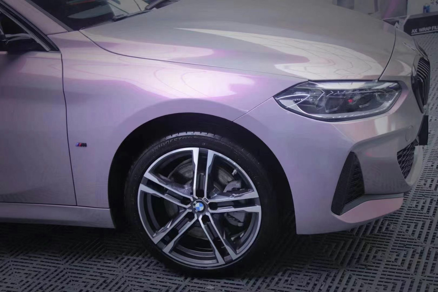 宝马125im改色梦幻灰 流光溢彩梦幻