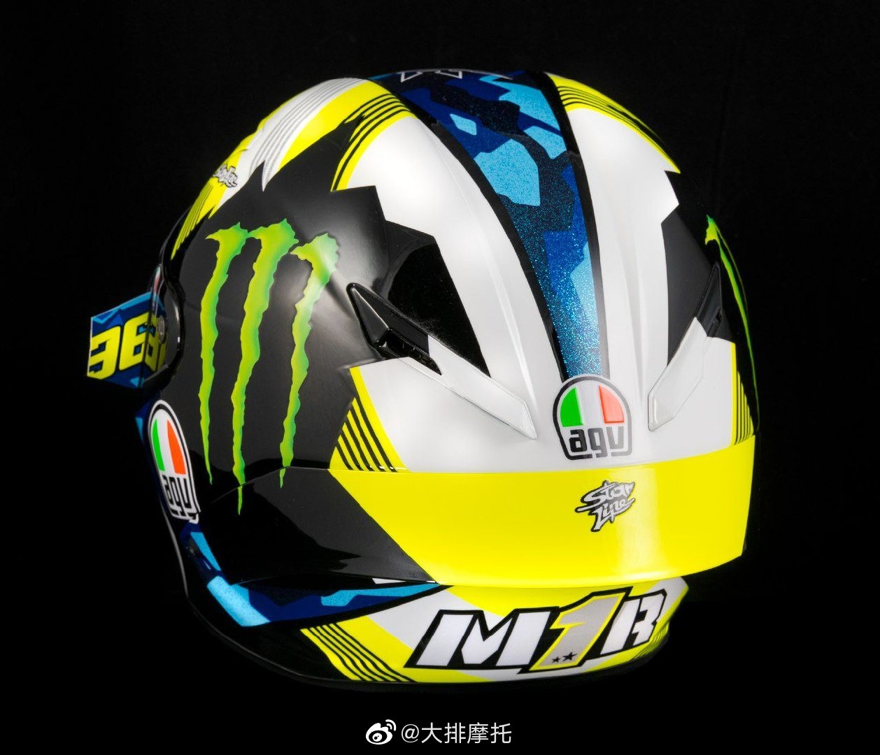 Joan Mir 2021 AGV Pista GP RR 有一个皇冠