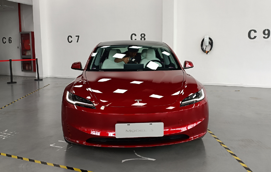 出道7年迎来首次改款入门增加28万静态体验新特斯拉model3