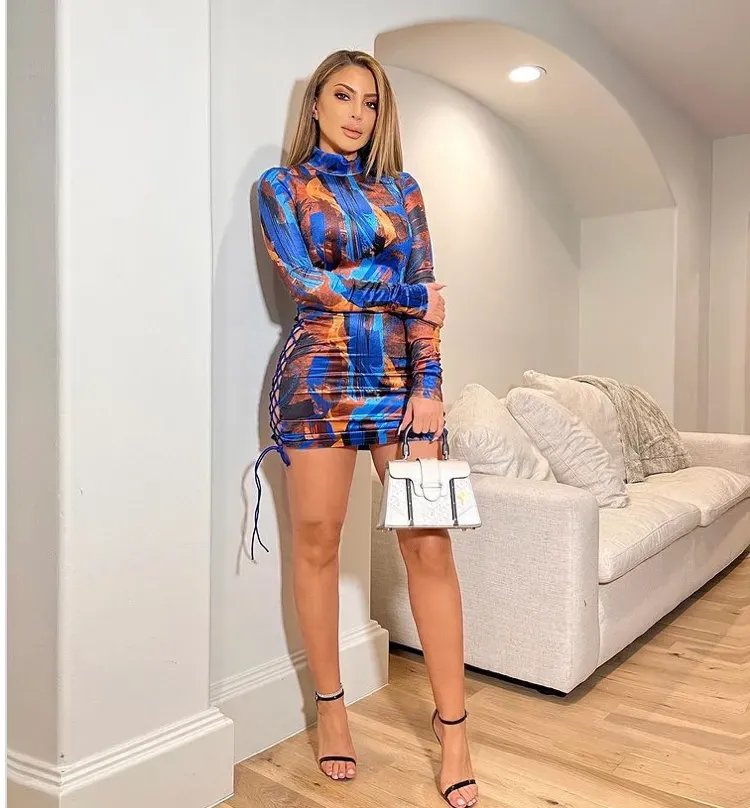 皮蓬47岁前妻拉尔萨每天可以在付费网站赚取1万美元