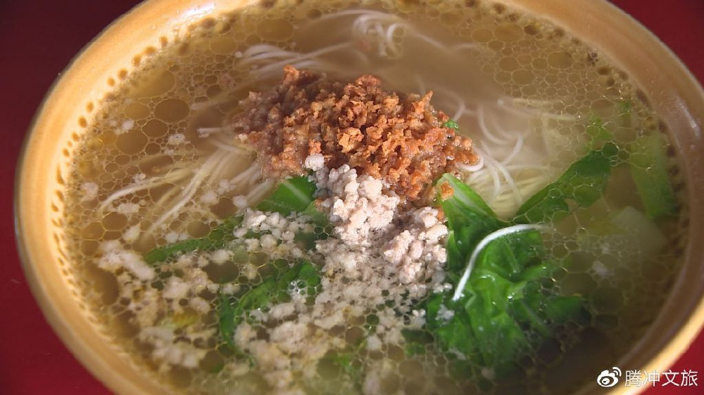 云南腾冲:一碗饵丝话乡愁|饵丝|乡愁|炭火|腾冲|粑粑_新浪新闻