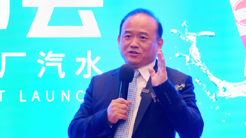 兰世立,中国汽水行业的搅局者来了!他还夸下这个“海口”!|京东|汽水|兰世立_新浪新闻