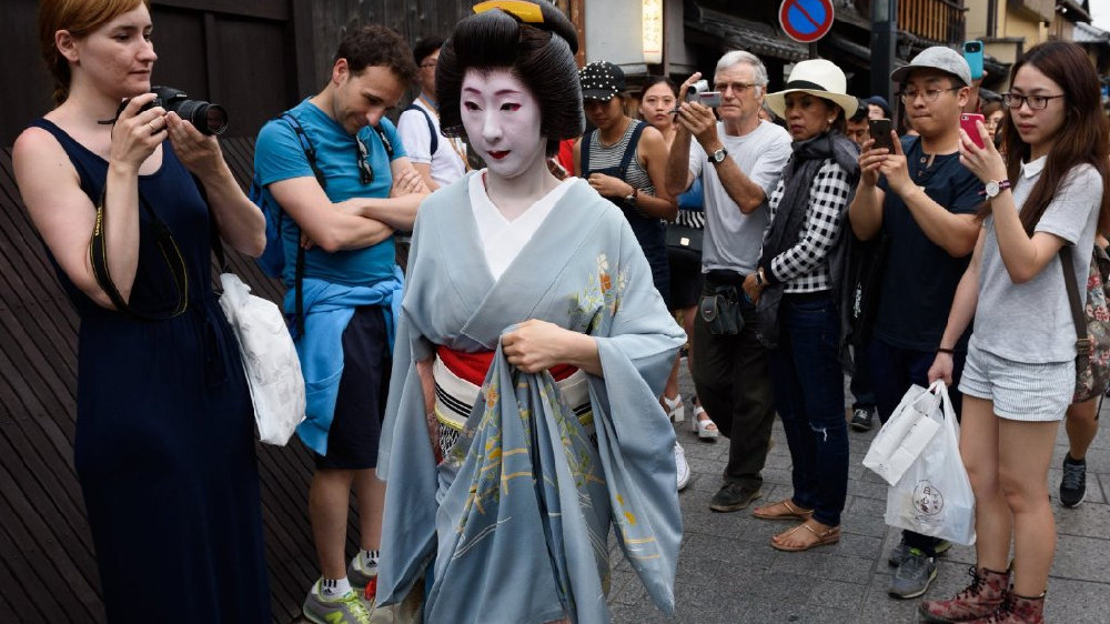 艺妓狗仔队重现京都|艺妓|狗仔队|舞妓_新浪新闻