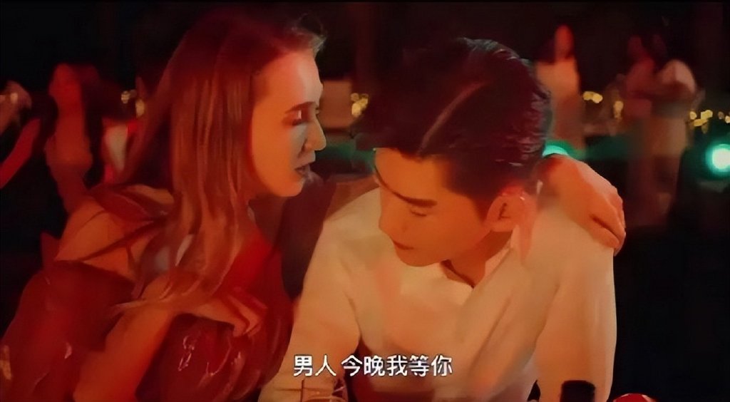 张翰被人民网批评，多个官媒建议下架影片，宣传剧组继续沉默休闲区蓝鸢梦想 - Www.slyday.coM