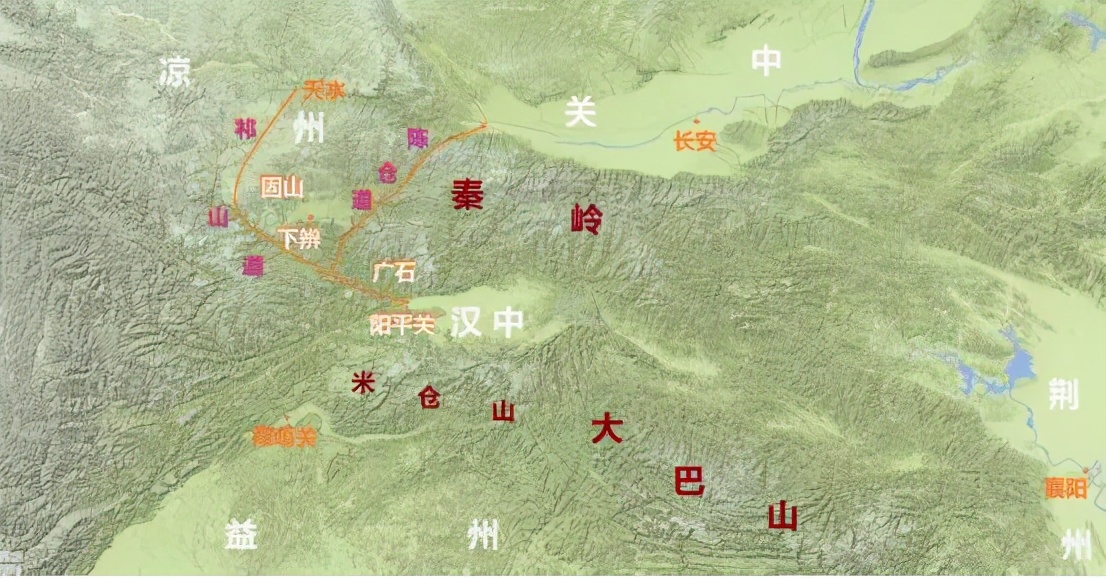 现在面对无比险峻的阳平关,刘备也没有想着在短时间内靠强攻就能取胜