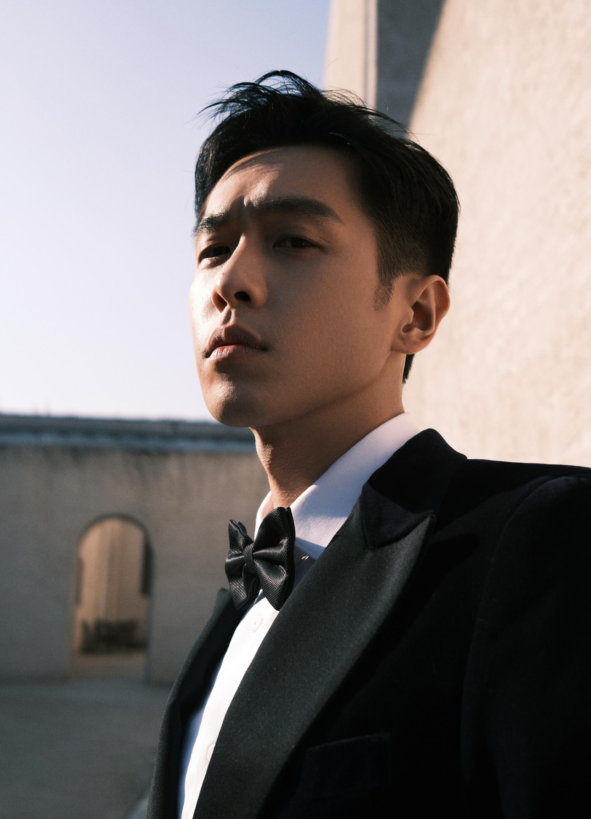 张若昀穿西装也太帅了吧家人们