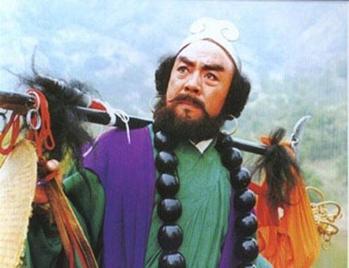 73岁"沙和尚"近况罕曝!满面通红显老态,光头造型格外抢镜|西游记 .