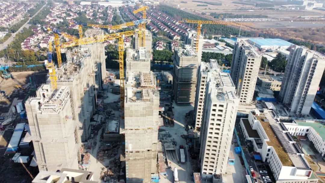 靠近"安亭枢纽"!