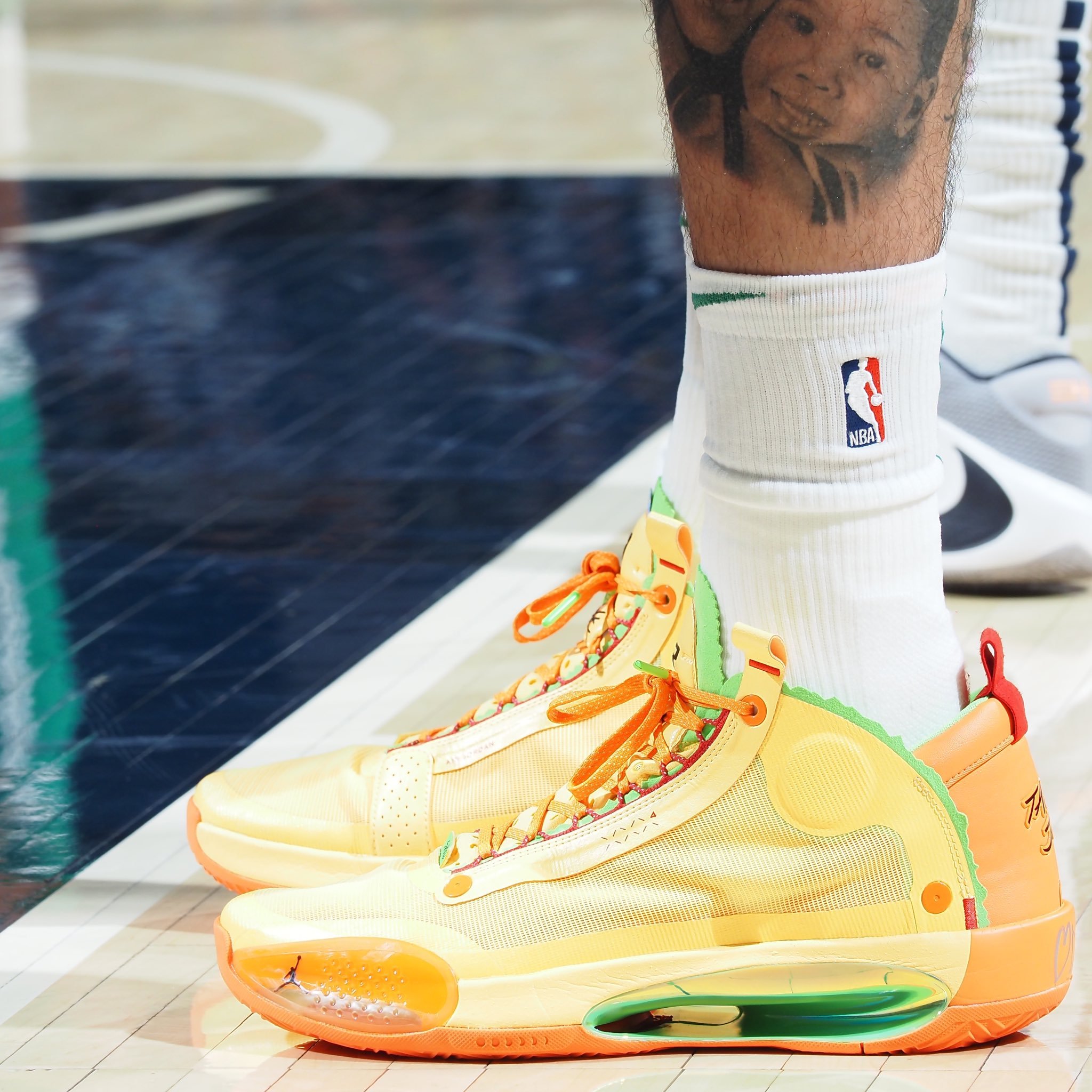 塔图姆今日战靴"taco jay" air jordan 34s