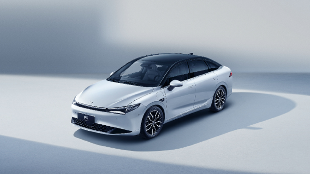 新款小鹏p5售1569万起细节升级配置调整