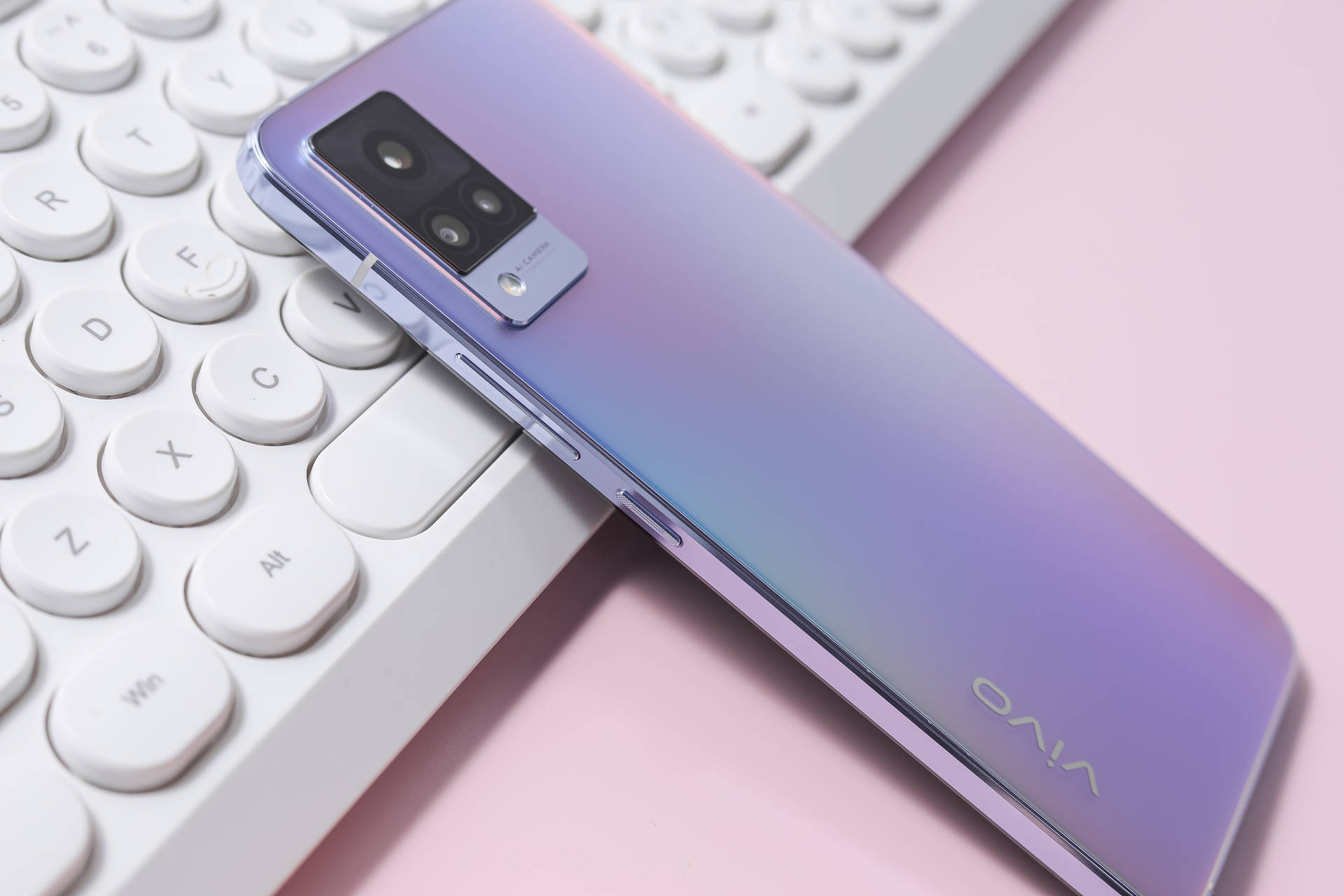 vivo s9能在首销当天取得如此优秀的成绩,最主要的原因就是这款手机的