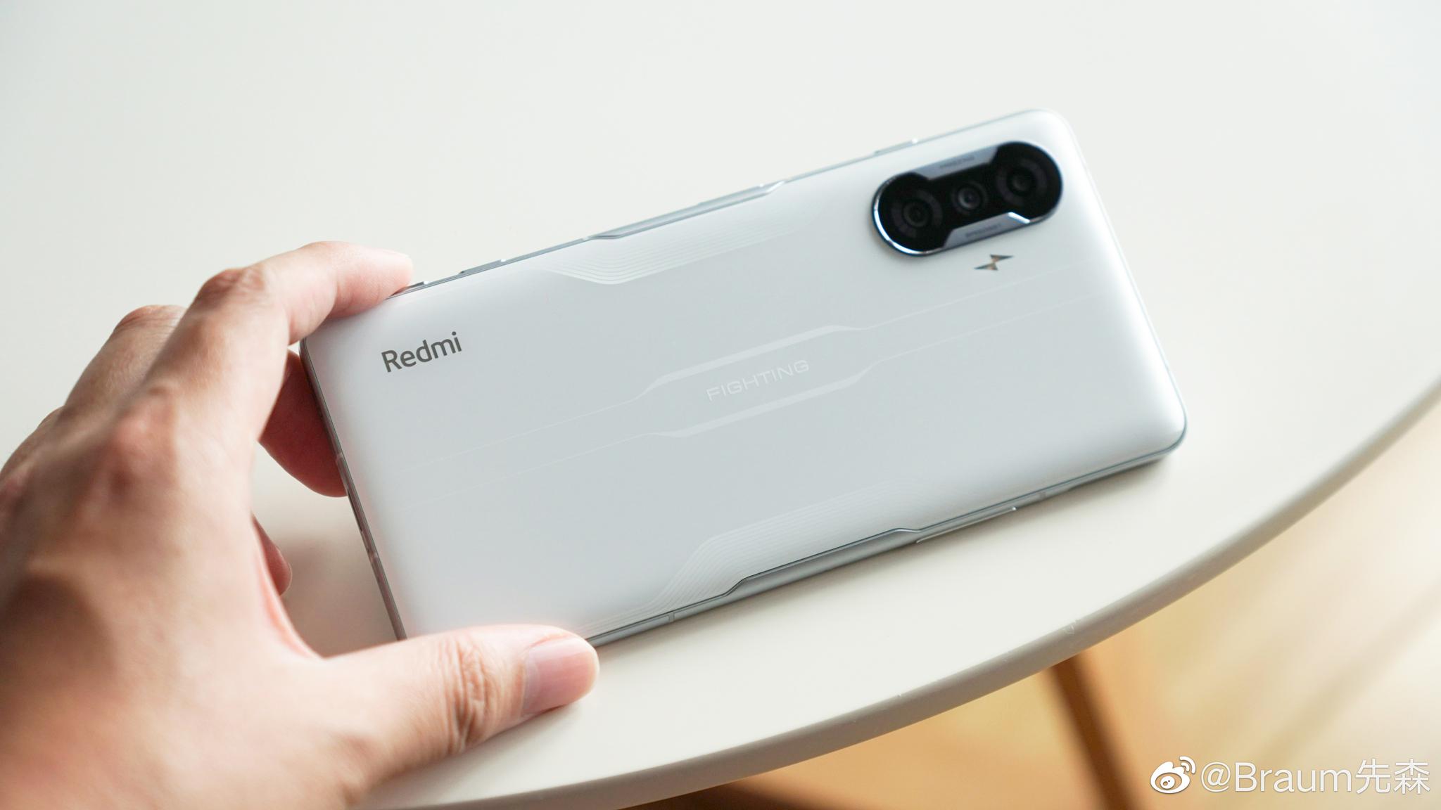 拍了一组k40游戏增强版白色真机图