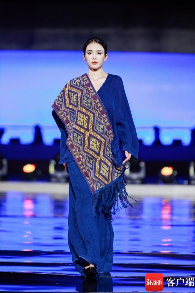 2022第二届海南锦绣世界文化周开幕|黎锦|时装秀|海南_新浪新闻