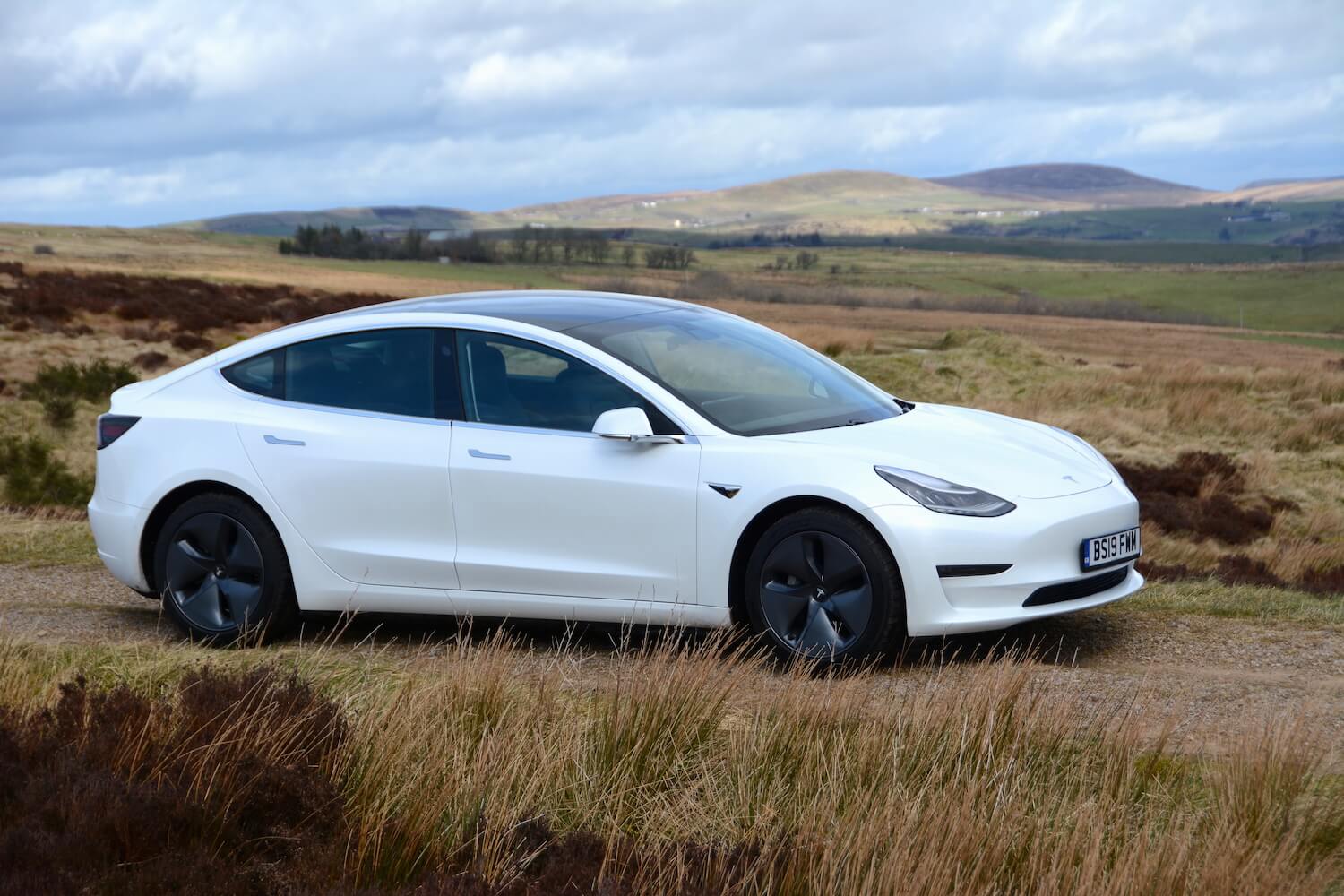 改头换面,如何使特斯拉model 3焕然一新-新浪汽车