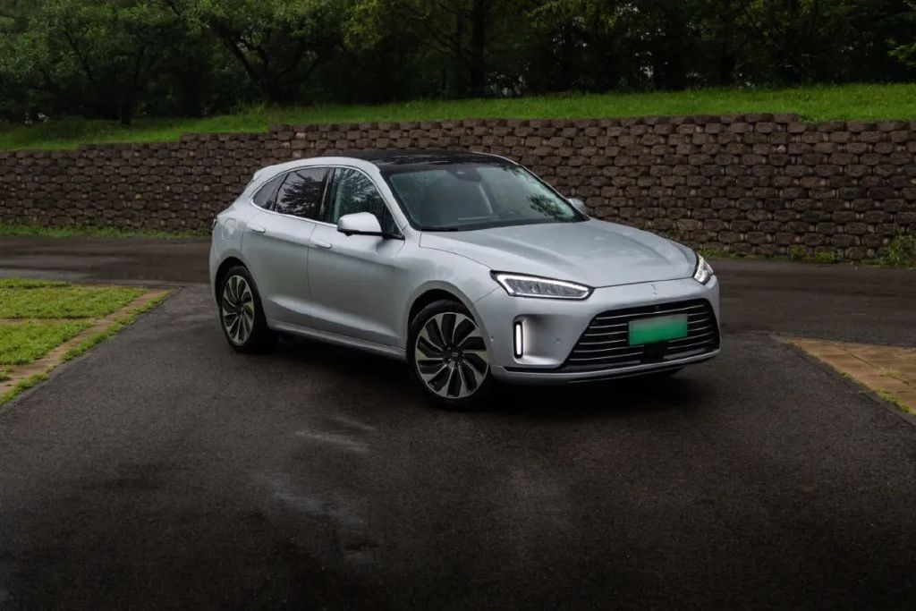 另类对比！问界M5和奔驰GLC，居然有2点相似？