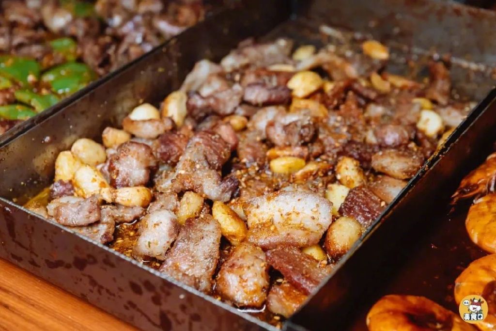 在青岛，没吃完这些怎么能叫“贴秋膘”？休闲区蓝鸢梦想 - Www.slyday.coM