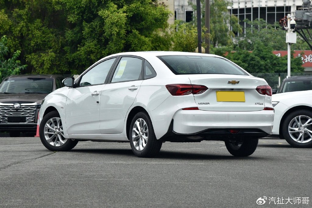 新车落地7万左右油耗56l雪佛兰科鲁泽这个车家用咋样