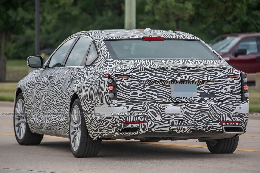 中国专供新一代凯迪拉克ct6谍照曝光轿跑造型帅气值拉满