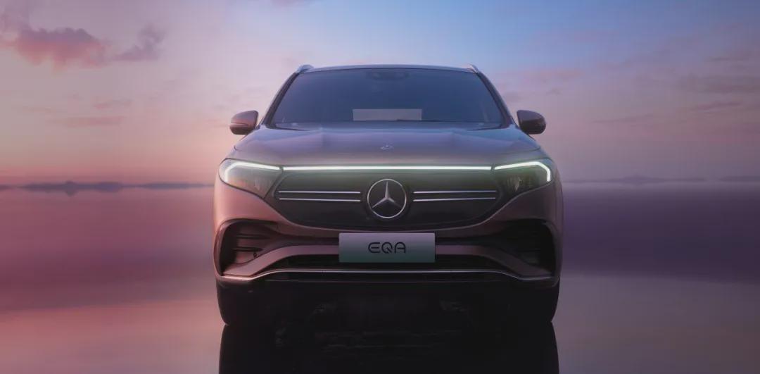 豪华纯电SUV怎么选？沃尔沃XC40新能源对比奔驰EQA