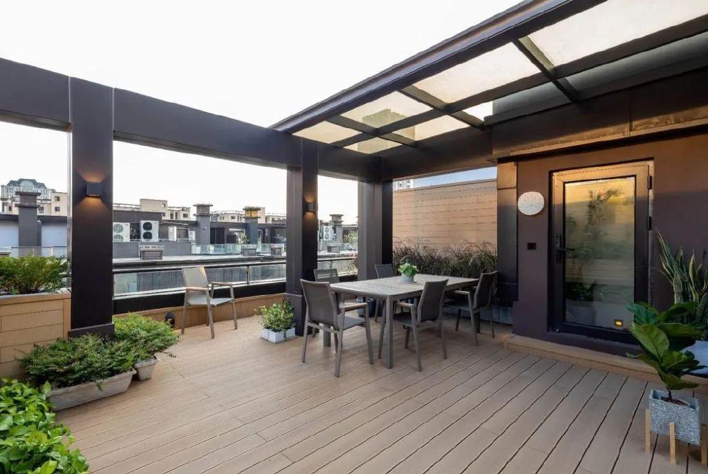 04顶楼带露台业主操心的问题