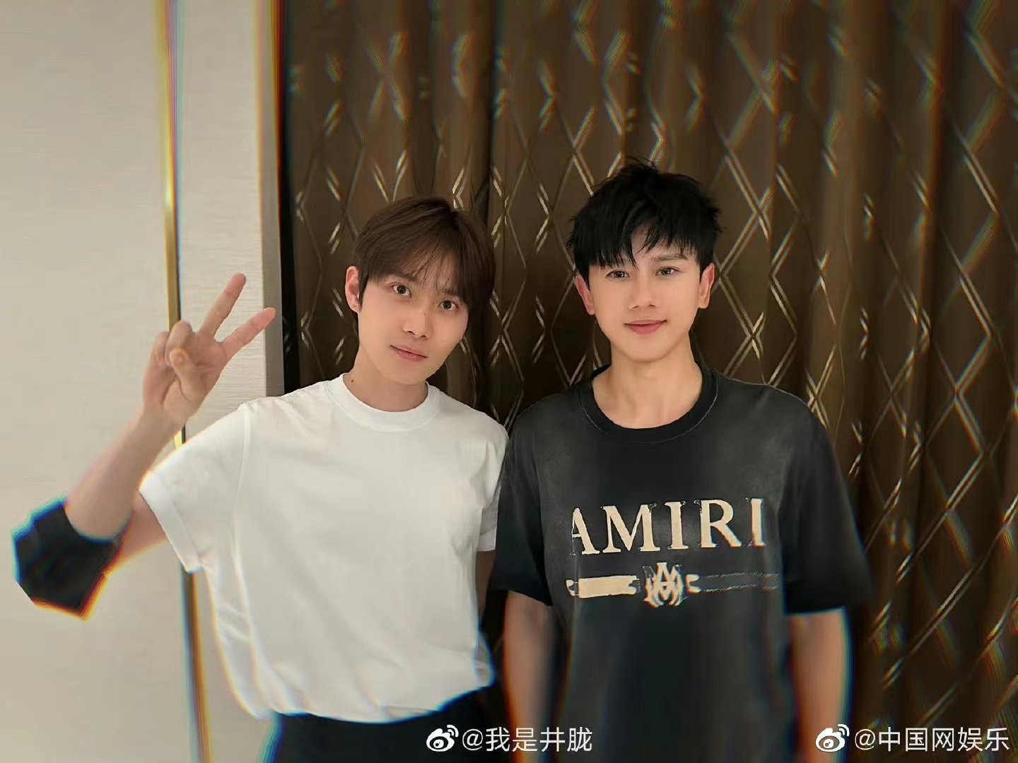 来看张杰演唱会……__财经头条