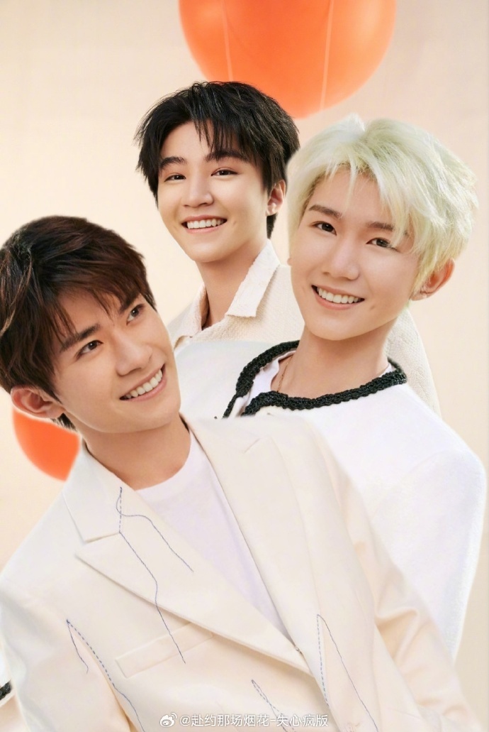 笑死我了,可以看得出帝国现在的精神状态,发疯使人