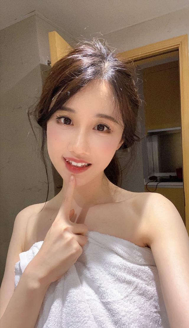 轩子巨2兔发布浴衣照,要走清纯路线?网友:宝子的清纯无与伦比