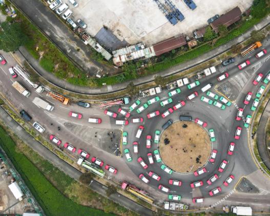 500辆的士挂国旗，为立法会选举加油，支持“爱国者治港”原则休闲区蓝鸢梦想 - Www.slyday.coM