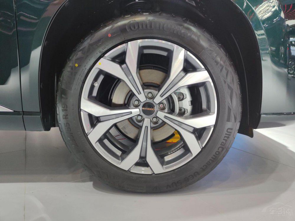 谁是自主SUV天花板？星途揽月对比阿维塔11