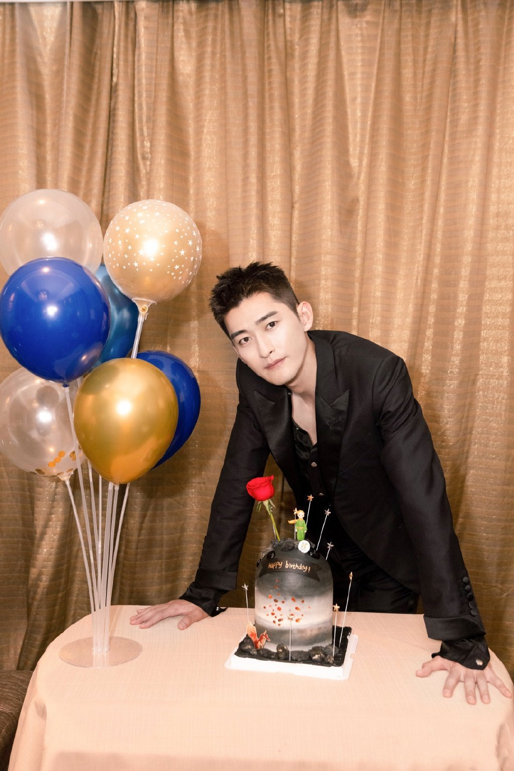 如今随着时间的流逝张翰也迎来了他37岁的生日,小伙伴们知道后也是