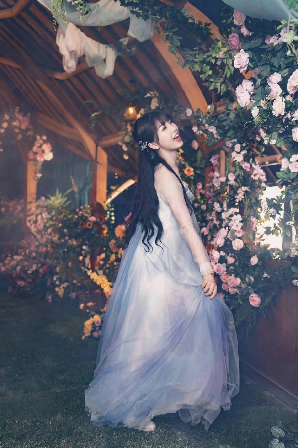 虞书欣《苍兰诀》收官 小兰花角色火出国休闲区蓝鸢梦想 - Www.slyday.coM