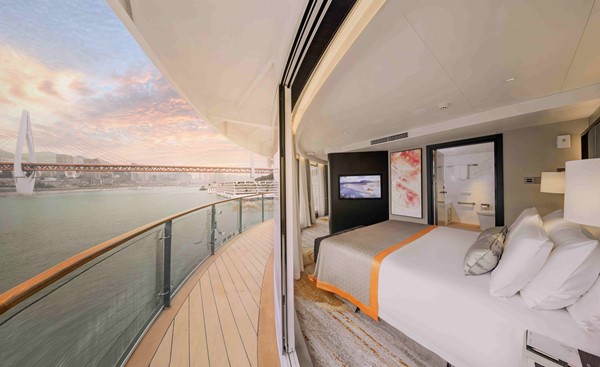 "世纪凯歌"号游轮首航 将执行长江三峡航线|游轮|智能|世纪_新浪新闻