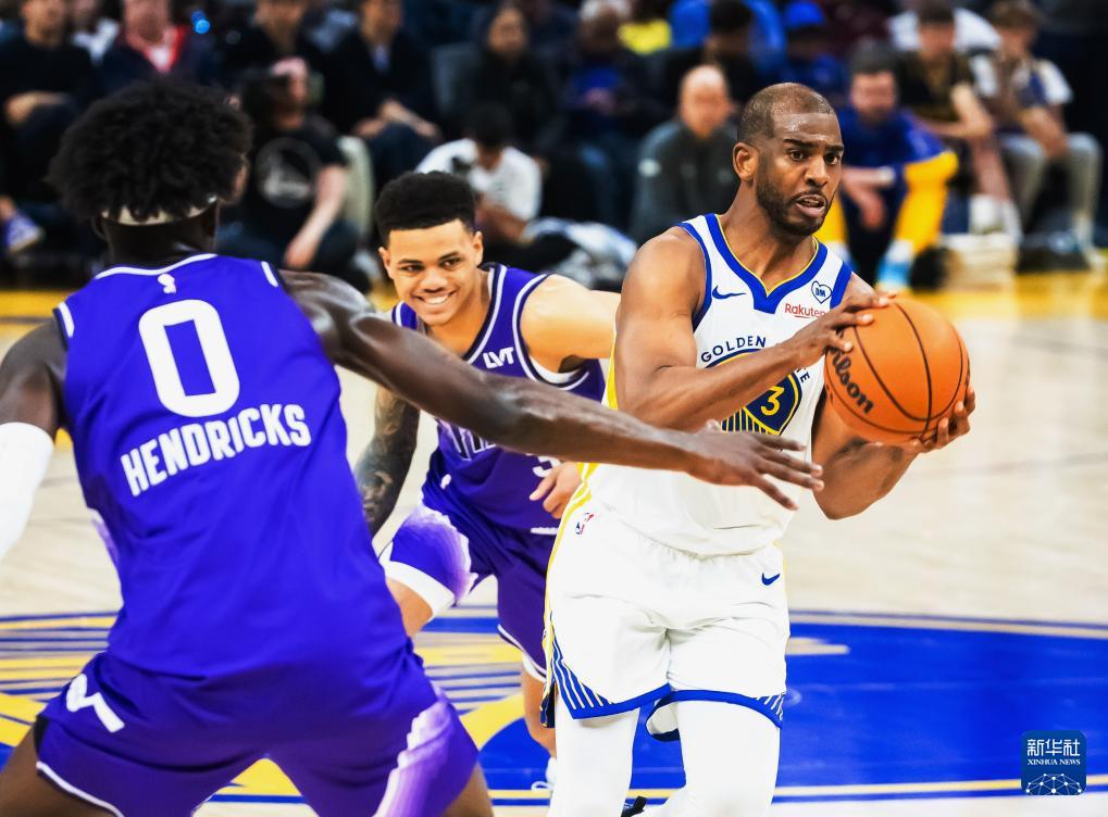 篮球——NBA常规赛:勇士胜爵士|金州勇士队|犹他爵士队|nba|凯文-卢尼|克里斯·保罗_新浪新闻