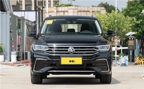 上汽大众途观l出众款:定位高性价比!抢占suv市场先机-新浪汽车