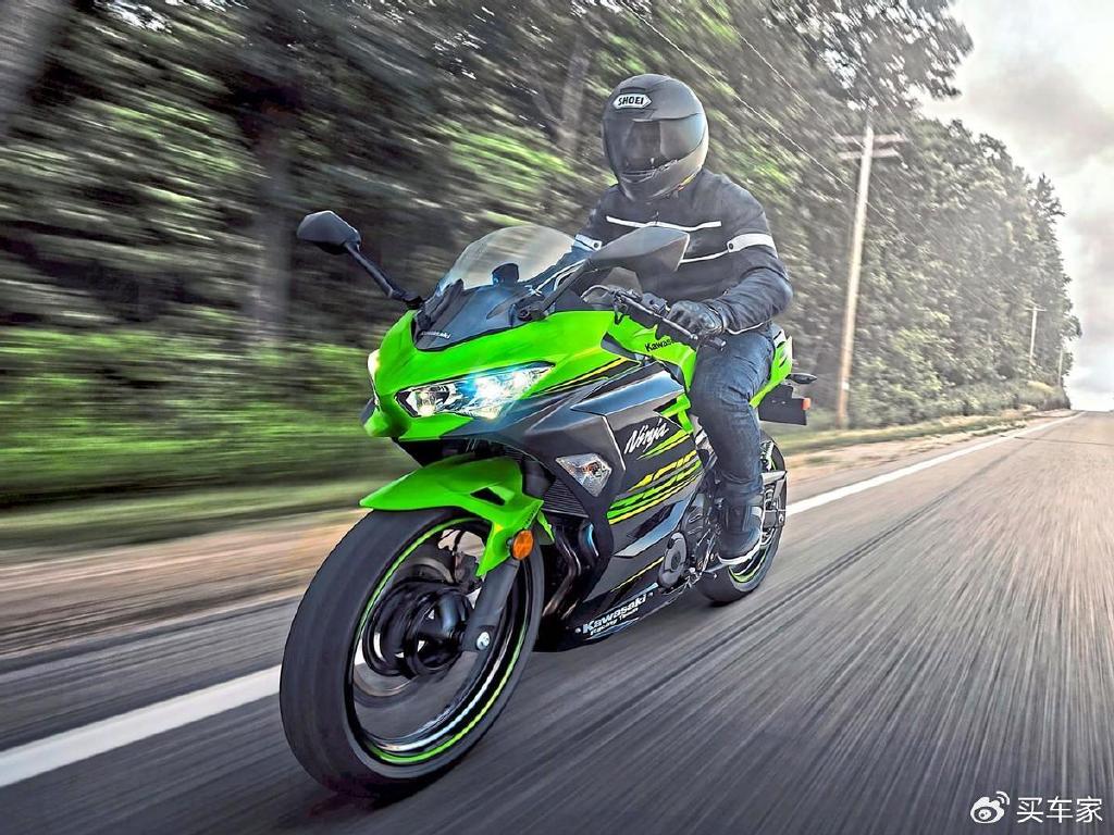 川崎ninja400只要368万进口仿赛摩托车终于降价了