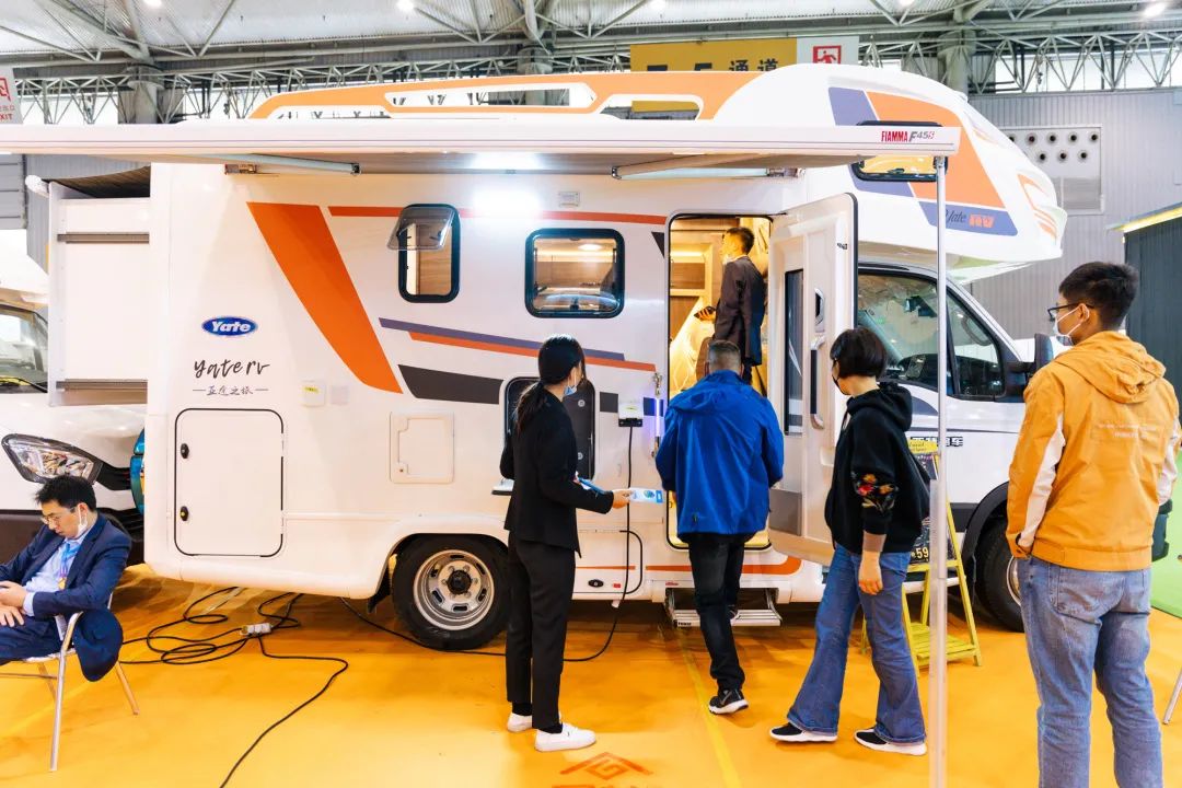 第6届成都国际房车展422425日快来世纪城体验房车的魅力