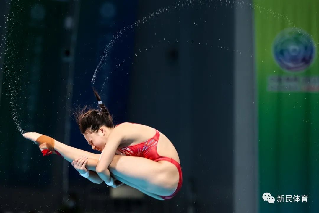 掌敏洁在比赛中发育,伤病,几乎是所有女跳水运动员都要面临的挑战