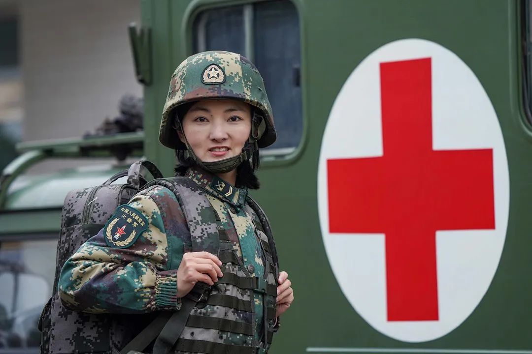 共青团中央公布2021年"全国向上向善好青年"名单,赵莉莉作为火箭军