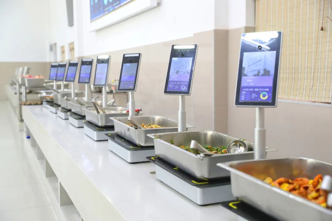 高科技火箭军首家智慧食堂上线