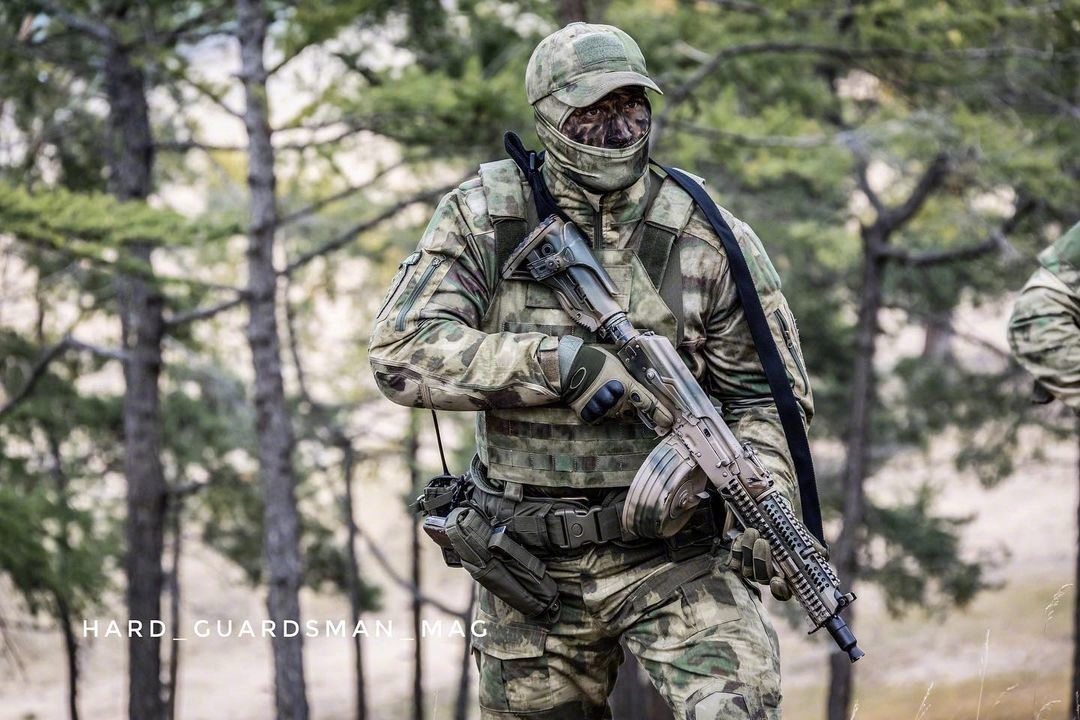 伊尔库茨克地区的俄罗斯sobr特种部队__财经头条