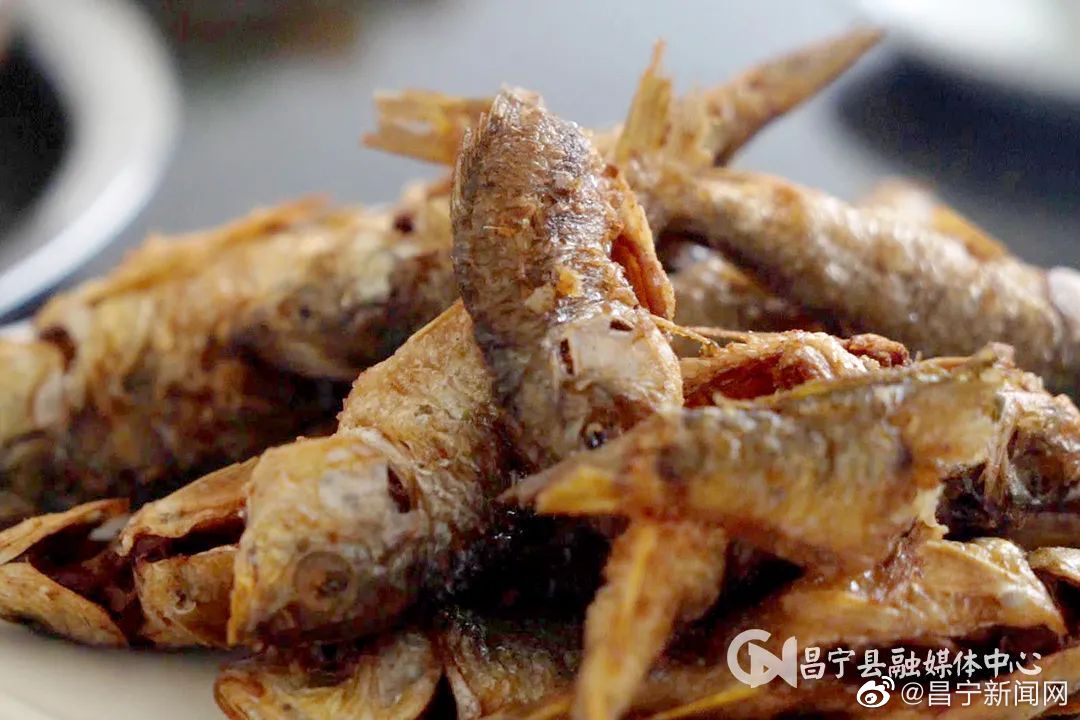 保山昌宁稻香鱼肥庆丰收乐看稻菽千重浪